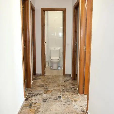 - 3 Bedrooms With Sea Views Young People Group Not Allowed - 04064 *
