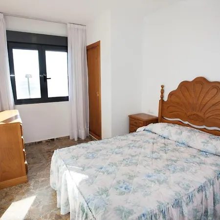 - 3 Bedrooms With Sea Views Young People Group Not Allowed - 04064